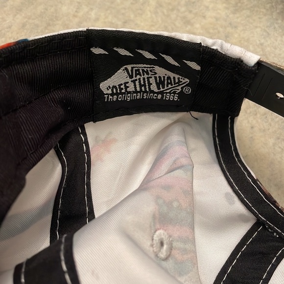 SnapBack hat - Picture 4 of 4